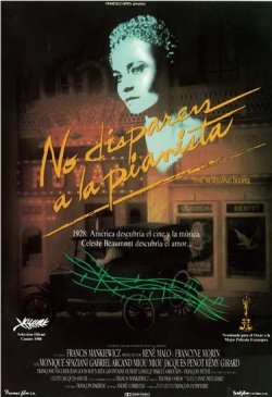 NO DISPAREN A LA PIANISTA
