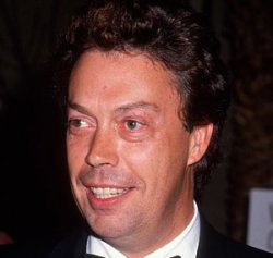 TIM CURRY