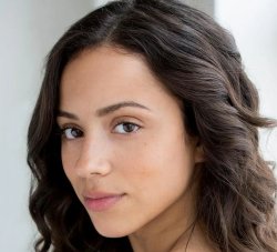 KIANA MADEIRA