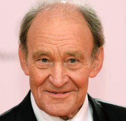 MICHAEL MENDL MICHAEL MENDL
