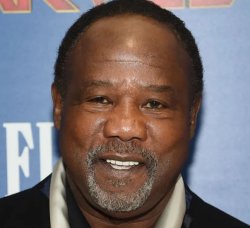 Ha muerto... ISIAH WHITLOCK JR